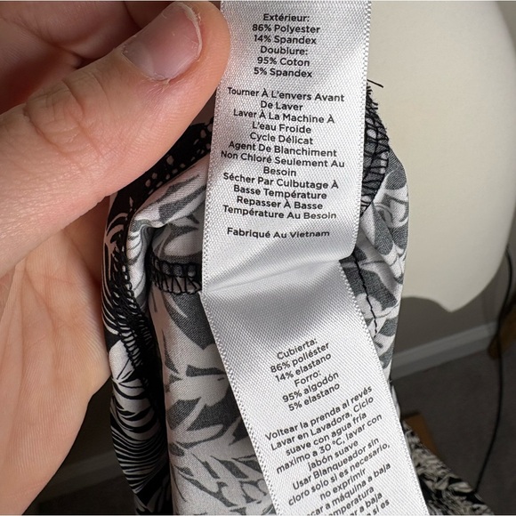 Talbots Black and White Floral Skort - Picture 11 of 13